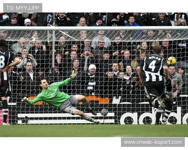 纽卡斯尔2-2战平热刺，威尔逊补时点球绝平引发争议